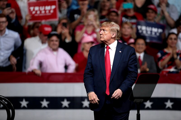 Трамп заявил о необходимости контроля за психическим состоянием Нетаньяху
