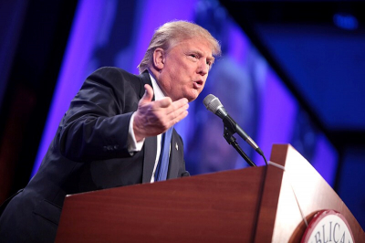 Berliner Zeitung: решение Трампа по Ирану может быть отвлекающим манёвром