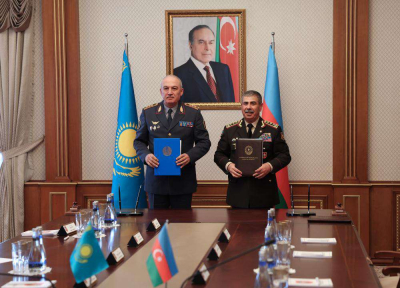 Соглашение о военном сотрудничестве подписали Казахстан и Азербайджан