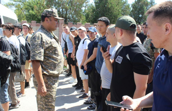 Военнообязанные приступили к учебным сборам