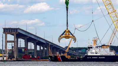 Проходимость канала в порту Балтимора полностью восстановили в США