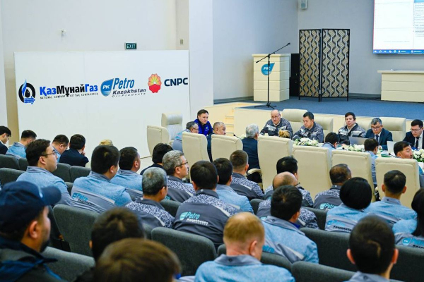 Заводы КМГ достигли исторического максимума по переработке нефти &mdash; 16,6 млн тонн за 11 месяцев