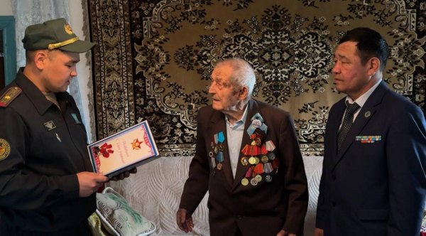 В Усть-Каменогорске чествовали ветерана-фронтовика Михаила Головатюка