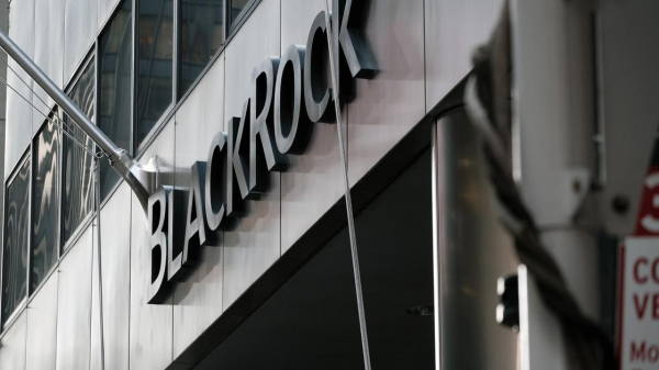 Глава BlackRock может лишиться двойного статуса в компании