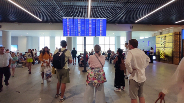 Застрявшая в Эмиратах тюменская туристка о ситуации на Ближнем Востоке: &laquo;Не понимали всей серьезности&raquo;