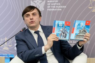 Роль родителей в выполнении &laquo;домашки&raquo; пересмотрена. Глава Минпросвещения сделал заявление