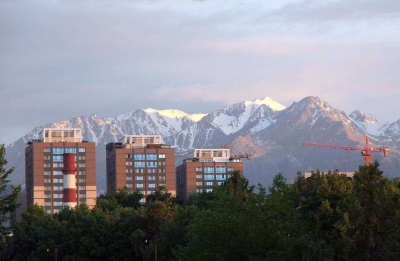 В Алматы поддержали глобальную кампанию "16 дней против насилия"