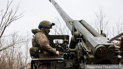 В Китае открылись десятки аптек с роботами Galbot G1