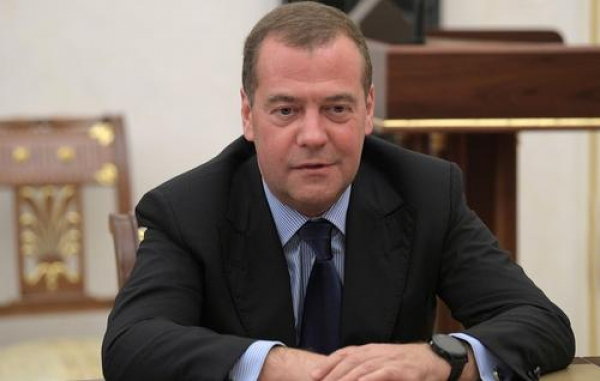 Медведев: Россия так и не &laquo;нашла&raquo; подлодок, об отправке которых говорил Трамп