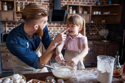Печем блины на Масленицу вместе с детьми &mdash; готовим за 20 минут!
