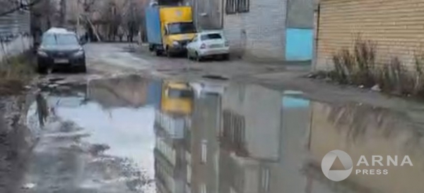 &quot;Невозможно пройти&quot; – семейчанин просит асфальтировать дорогу в одном из районов