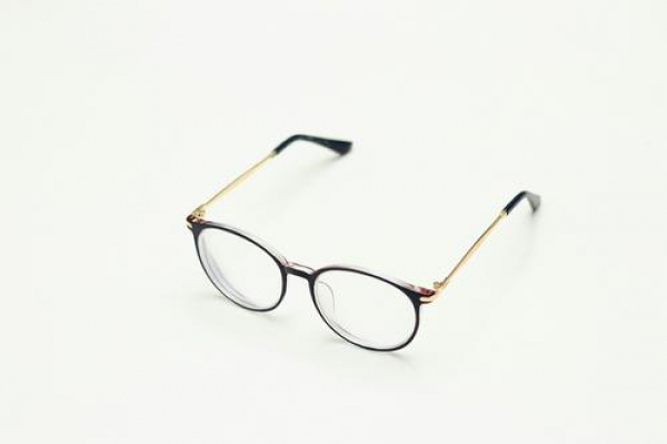 Офтальмолог Бакеев: мороз и ветер становятся пусковым механизмом для обострения синдрома сухого глаза