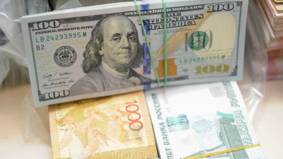 Может ли доллар в Казахстане снова подешеветь, рассказали аналитики