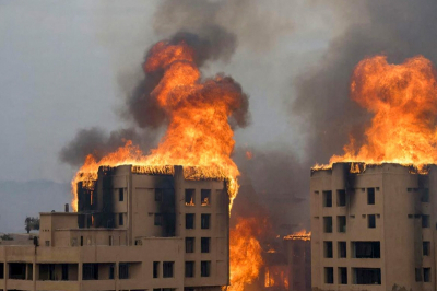 Там были сотни солдат: Иран отчитался об ударах по американским базам в Дубае