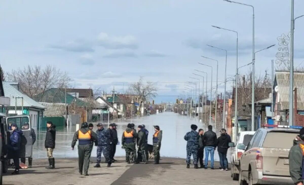 Въезд в Петропавловск временно закрыли из-за паводка