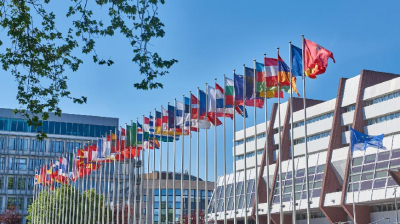 Евродепутат Мариани охарактеризовал кредит ЕС в &euro;90 миллиардов Киеву трусостью