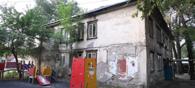 "Переселение должно проходить честно, законно и справедливо" – аким Алматы о ветхом жилье