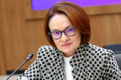 &laquo;Еще не время&raquo;: Набиуллина о ношении легендарных брошей