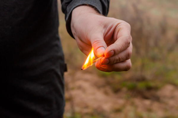 Студенты подожгли две АЗС в Новосибирске и Бердске по указке кураторов