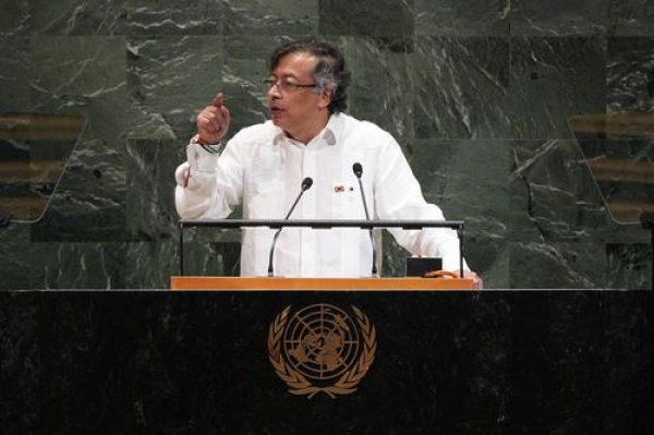 Президент Петро пригласил Трампа посетить Колумбию