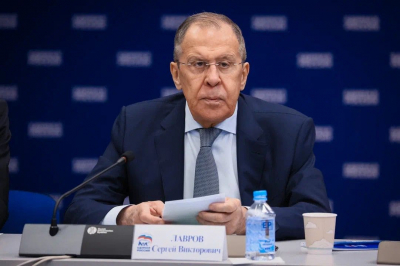 Ъ: Москва официально отреагировала на визит украинского президента в Белград