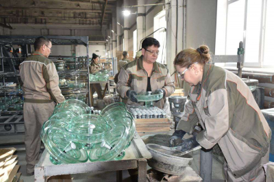 Кристально чист для высокого напряжения