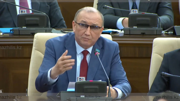Депутат предложил конфисковывать имущество родственников коррупционеров