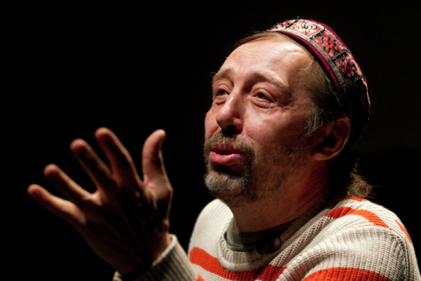 Работа в Германии, собственный театр: яркие кадры из жизни Николая Коляды