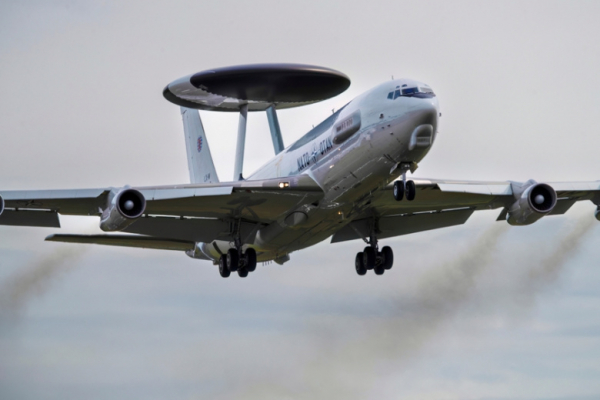 В Сан-Диего пассажирский Boeing едва не столкнулся с беспилотником