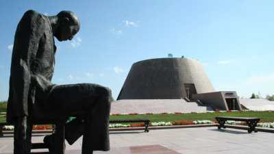Казахстан отмечает День памяти жертв политических репрессий