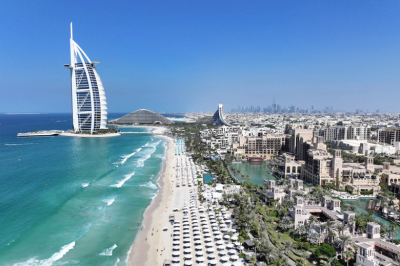 Ситуация в Дубае 7 марта: отмена рейсов, вылеты в Россию, новые удары Ирана