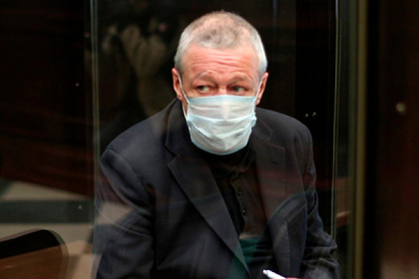 Опубликовано первое видео Михаила Ефремова с Анной Михалковой на репетиции