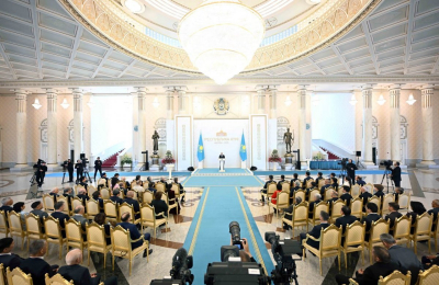 Президент предложил сохранить мажоритарную систему выборов в маслихаты