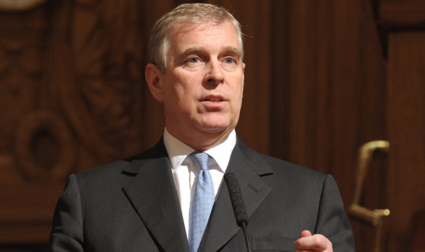 Sky News: задержание принца Эндрю стало первым арестом брата монарха за 500 лет