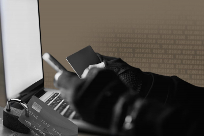 Мошенница изменила номера телефонов клиентов банка в Алматы
