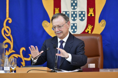 Мэр Сеуты раскритиковал испанские власти за миграционный кризис