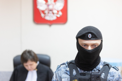 Скандалистка Рая Мамедова вернула гражданство РФ: полиция Югры будет оспаривать решение суда