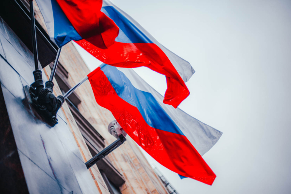 Будапешт высылает российских дипломатов: Москва направила венграм пугающее послание