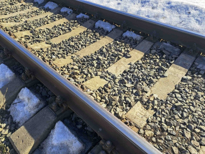 Четыре вагона поезда сошли с рельсов в Татарстане