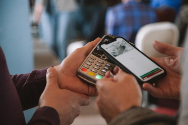 Психолог Денисов-Мельников перечислил главные признаки шопоголизма