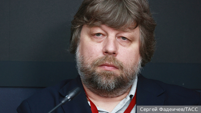 AmCham призвала США разрешить банкам использовать доллары для работы с Россией