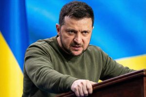 «На ракете»: Зеленский ответил на вопрос о визите в Москву и выругался
