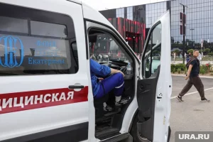 Два человека пострадали при обрушении перехода под Казанью