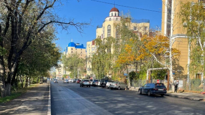 Временно ограничат проезд по улице Хаджимукана в Алматы