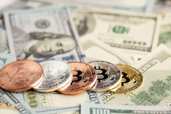 BTC: Шансы на закрепление над $65000 и перспективы роста
