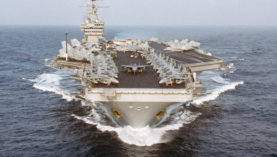 Военные США из страха перед Ираном подожгли свой авианосец USS Gerald R. Ford