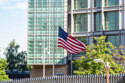 Расмуссен: США сейчас ищут любой способ избежать поражения в Иране