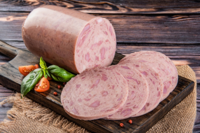 Нутрициолог перечислила продукты, провоцирующие развитие рака
