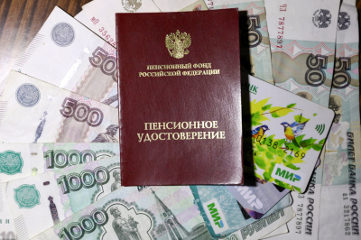 РИАН: В мае прибавку к пенсии получат бывшие члены летных экипажей