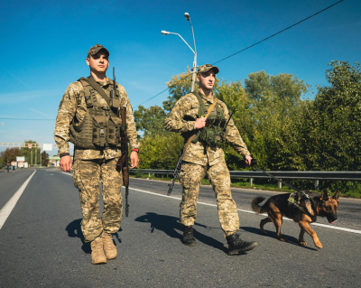 Украина пересматривает фашистскую идеологию, заявила немецкая пресса